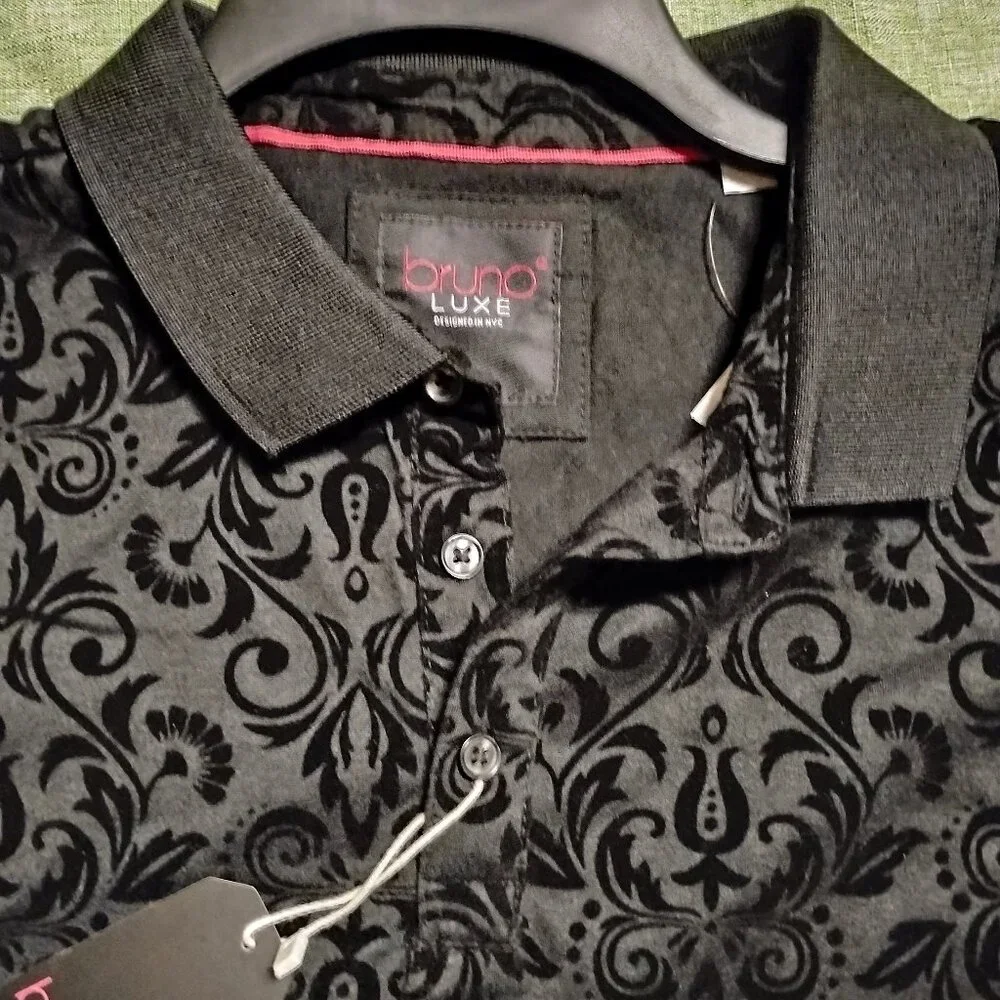 Goth Bruno Luxe Velvet Flocked Short Sleeve Henley II - Picture 4 of 4